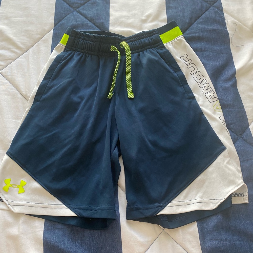 Boys Underarmour shorts